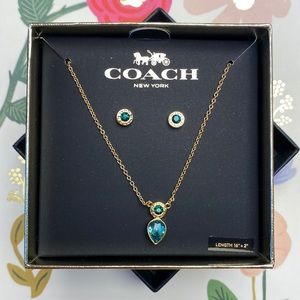 Open Circle Necklace And Pear Earrings Set